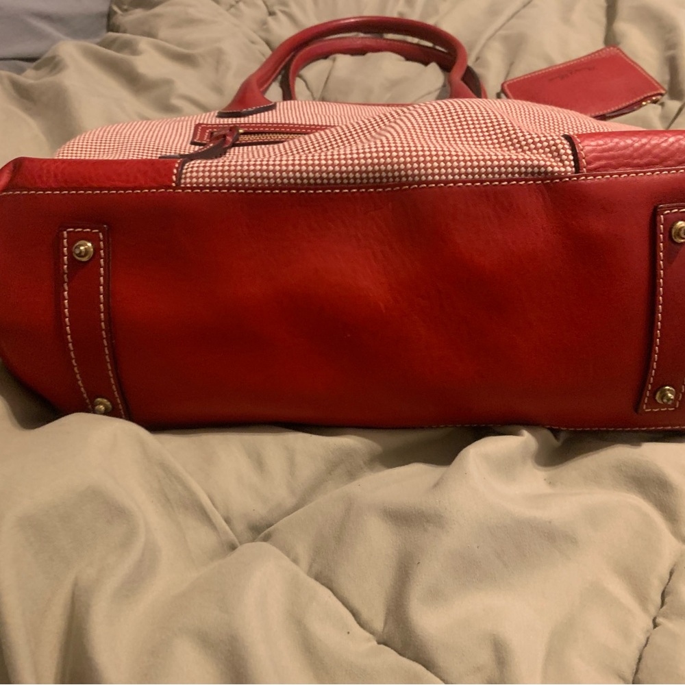 Dooney and Bourke bag/tote - Picture 3 of 3